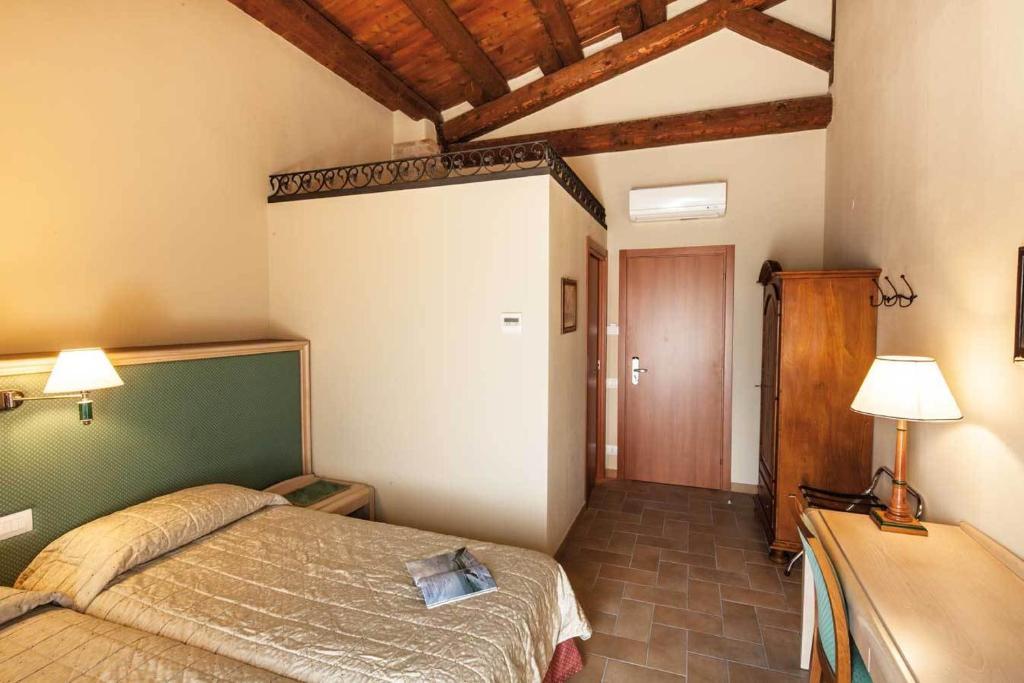 Hotel Residence Diamantina Ferrara Phòng bức ảnh